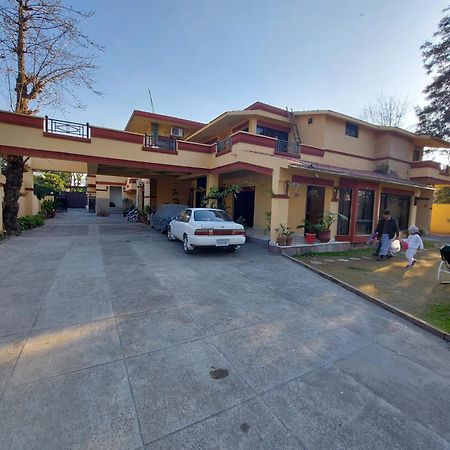 Casa Blanca Boutique Guest House イスラマバード エクステリア 写真