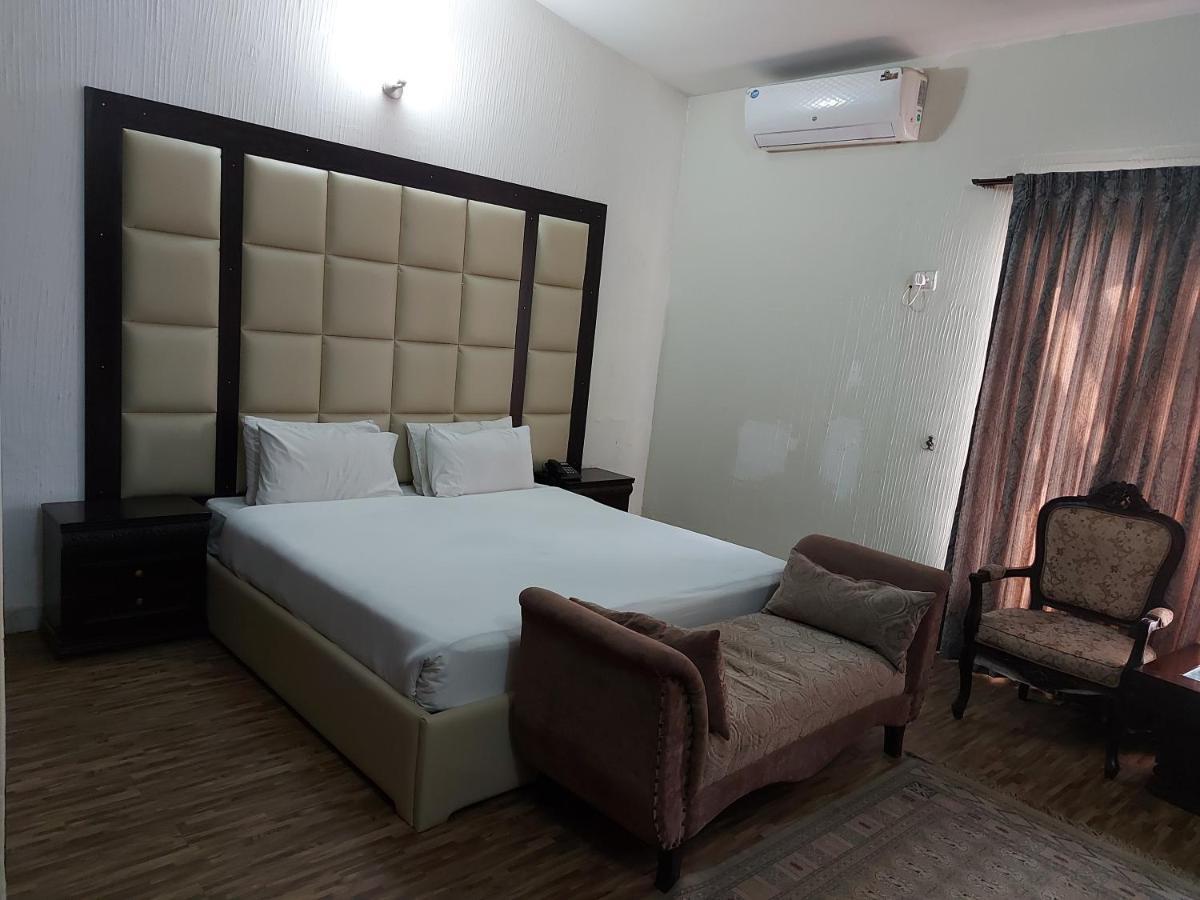 Casa Blanca Boutique Guest House イスラマバード エクステリア 写真