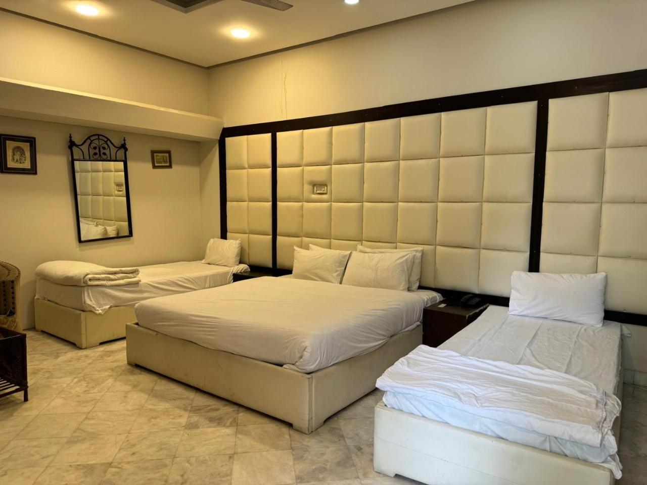 Casa Blanca Boutique Guest House イスラマバード エクステリア 写真